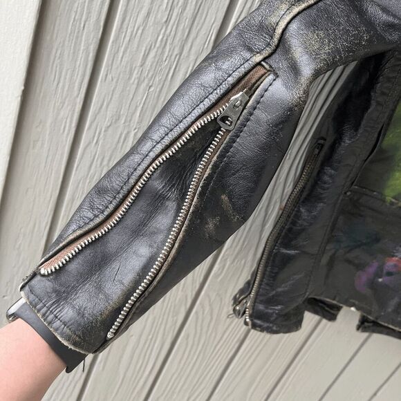 Vintage 50s Women's Black Leather Moto Jacket, S, SCHOTT Distressed - Picture 5 of 11